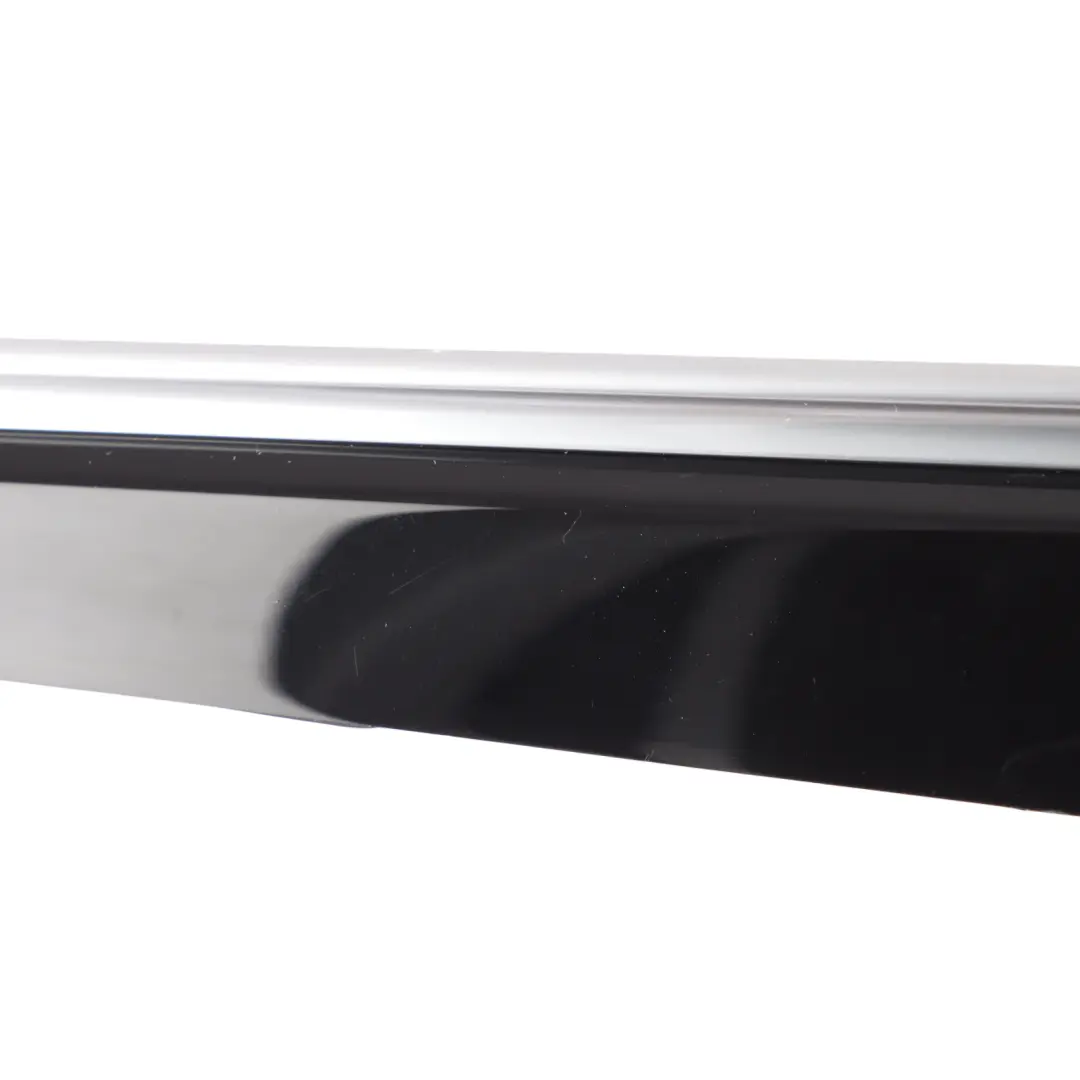 Inner Door Trim Molding Piano Black Front Left N/S to Porsche Macan 95B with Part number 95B867409R Porsche Macan 95B Inner Door Trim Molding Piano Black Front Left N/S - SKU 95B867409R - Part number 95B867409R