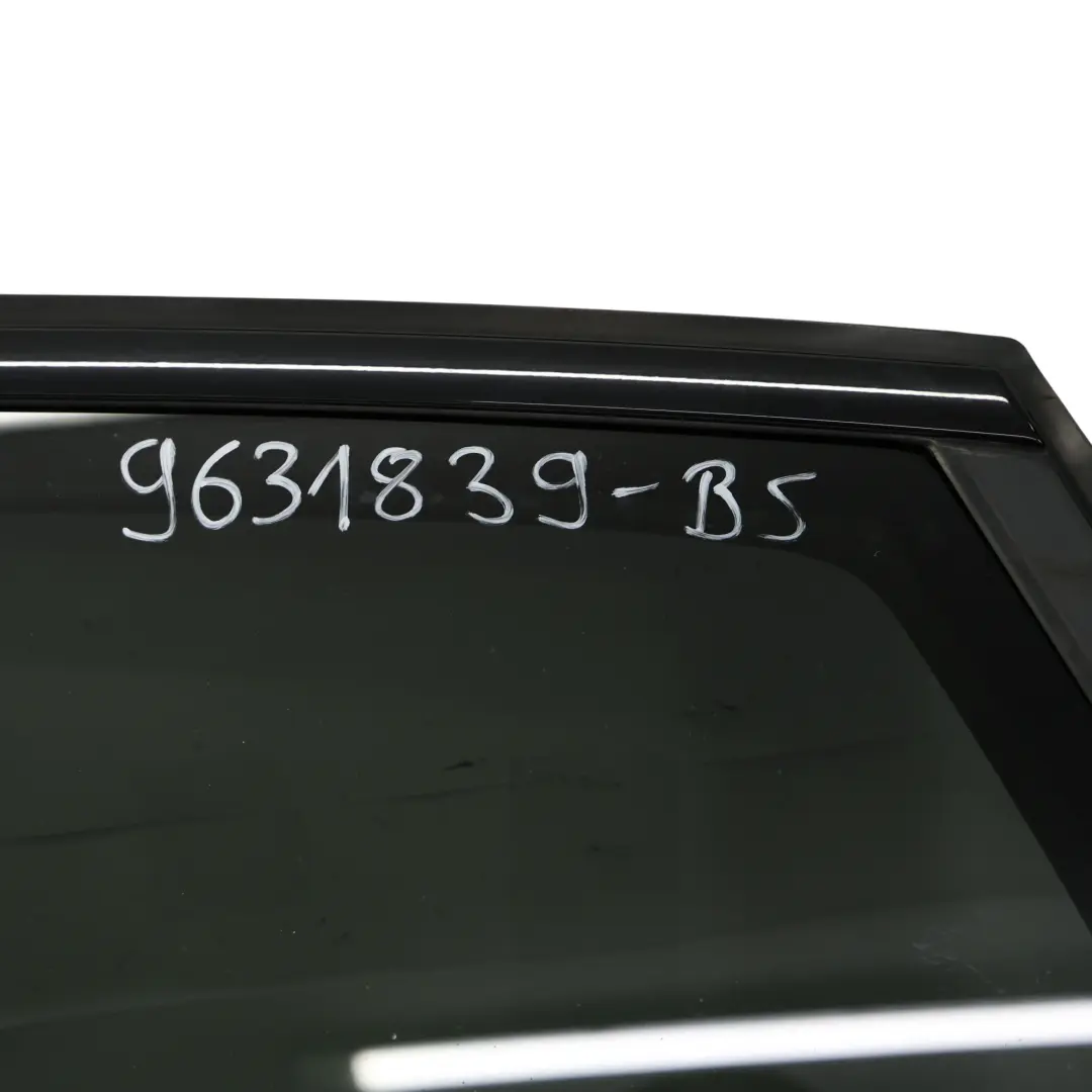 Arrière Gauche Black Sapphire Metallic - 475 pour BMW F45 Active Tourer Porte à propos du numéro de pièce 9631839 BMW F45 Active Tourer Porte Arrière Gauche Black Sapphire Metallic - 475 - SKU 9631839-BS - Numéro de pièce 9631839