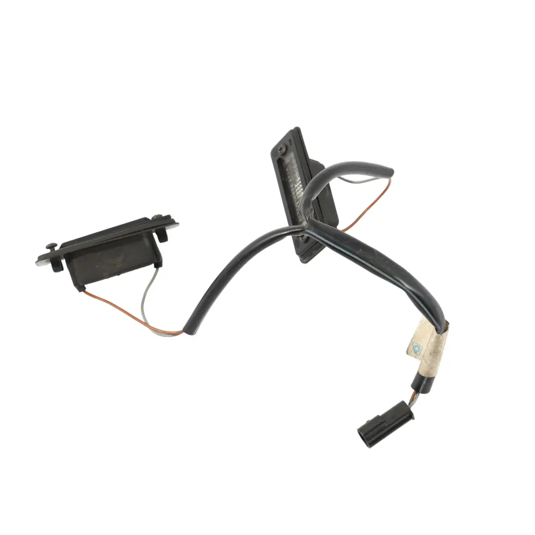 Porsche Boxster 986 Éclairage De Plaque D'Immatriculation 964631620 - SKU 96463162002 - Numéro de pièce 96463162002