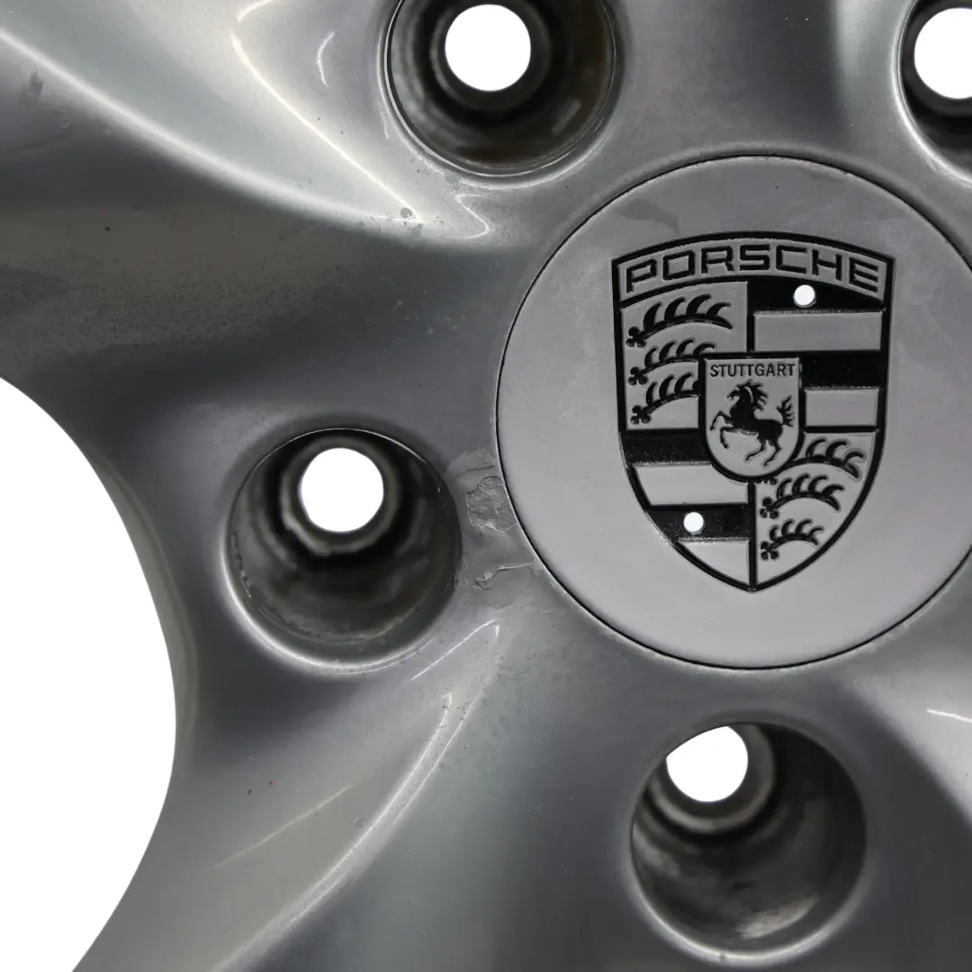 Boxter 986 Cerchio Posteriore Lega Argento 17" 8,5J ET:48 per Porsche con numero di parte 98636212606 Porsche Boxter 986 Cerchio Posteriore Lega Argento 17" 8,5J ET:48 - SKU 98636212606-1 - Numero di parte 98636212606