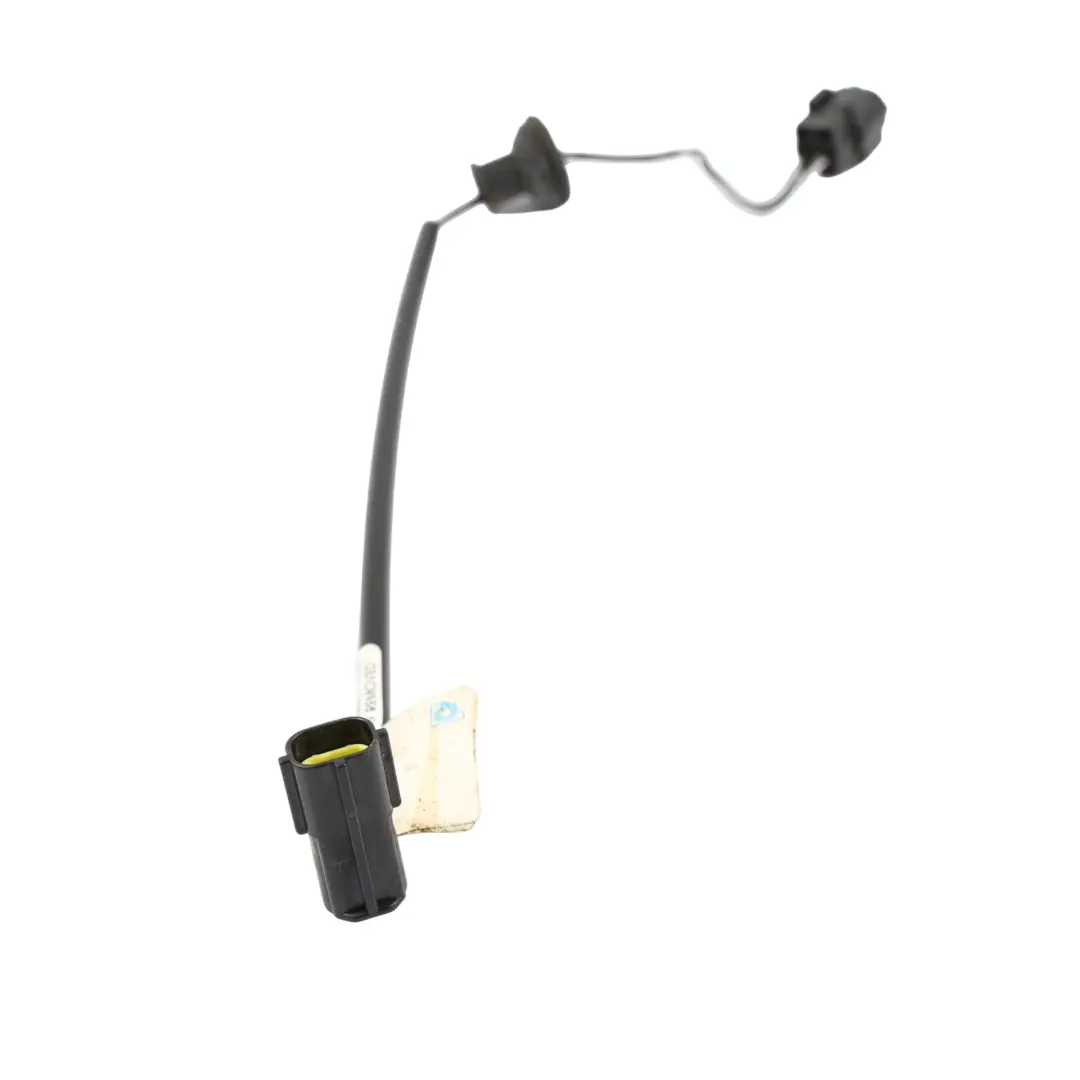 Terzo Stop Posteriore Luce Freno Loom per Porsche Boxster 986 con numero di parte 98661204100 Porsche Boxster 986 Terzo Stop Posteriore Luce Freno Loom - SKU 98661204100 - Numero di parte 98661204100