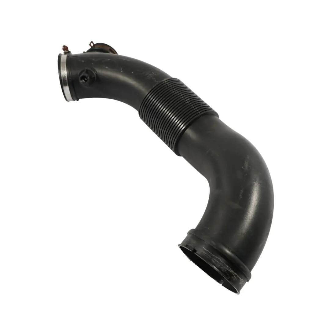 Tubo De Admisión De Aire Manguera para Porsche Boxster 986 con número de pieza 99611022701 Porsche Boxster 986 Tubo De Admisión De Aire Manguera - SKU 99611022701 - Número de pieza 99611022701