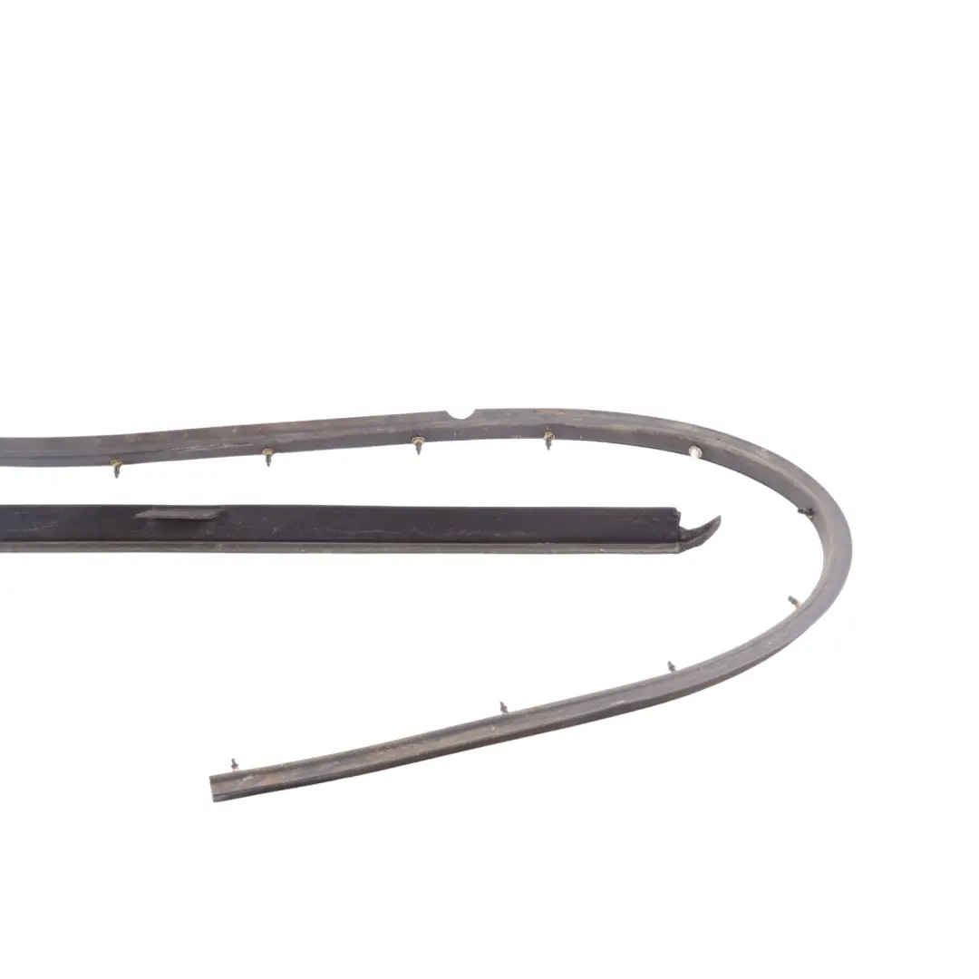 Door Window Outer Seal Gasket Right O/S to Porsche Boxster 986 with Part number 99653708606 Porsche Boxster 986 Door Window Outer Seal Gasket Right O/S - SKU 99653708606 - Part number 99653708606