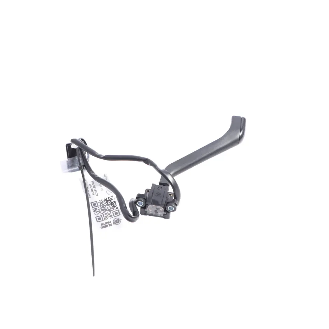 Steering Wheel Cluster Computer Switch Button to Porsche Boxster 986 with Part number 99661350301 Porsche Boxster 986 Steering Wheel Cluster Computer Switch Button - SKU 99661350301 - Part number 99661350301