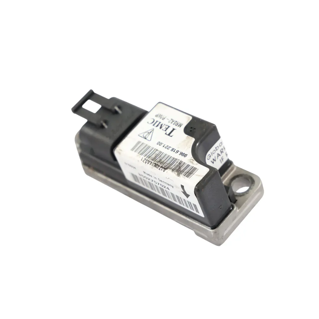 Boxter 986 Crash Impact Sensor Modul für Porsche mit Teilenummer 99661822100 Porsche Boxter 986 Crash Impact Sensor Modul - SKU 99661822100 - Teilenummer 99661822100
