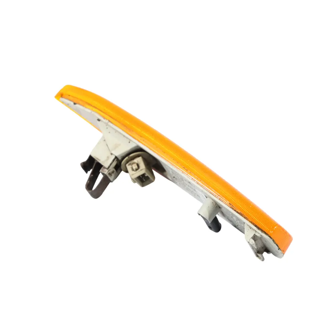 Parachoques Delantero Indicador Luz Giro Izquierda para Porsche Boxster 986 con número de pieza 996631033 Porsche Boxster 986 Parachoques Delantero Indicador Luz Giro Izquierda - SKU 99663103301 - Número de pieza 996631033