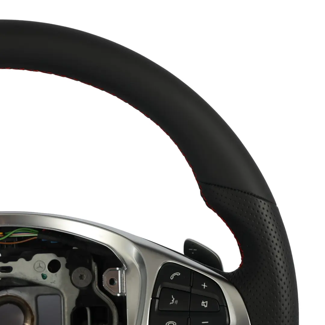 NUOVO In Pelle Nera Cambio al Volante per Mercedes W205 X253 Volante con numero di parte A0004604003 Mercedes W205 X253 Volante NUOVO In Pelle Nera Cambio al Volante - SKU A0004604003-1 - Numero di parte A0004604003