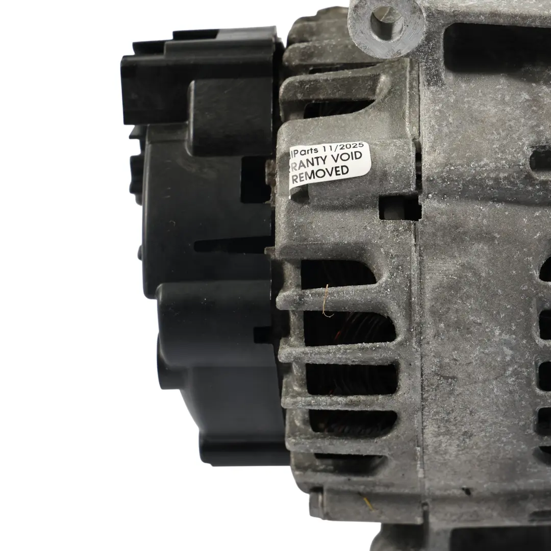 Alternateur Générateur 150A 14V 1.8 Petrol pour Mercedes W204 S204 C204 à propos du numéro de pièce A0009067902 Mercedes W204 S204 C204 Alternateur Générateur 150A 14V 1.8 Petrol - SKU A0009067902 - Numéro de pièce A0009067902