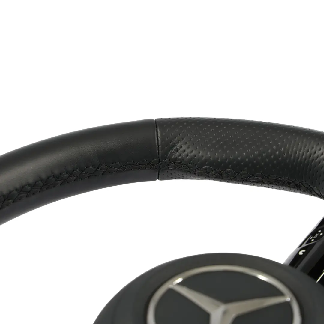 Lenkrad Schwarz Leder Schaltwippen Set für Mercedes W177 A35 AMG mit Teilenummer A0994601907 Mercedes W177 A35 AMG Lenkrad Schwarz Leder Schaltwippen Set - SKU A0994601907-SET - Teilenummer A0994601907