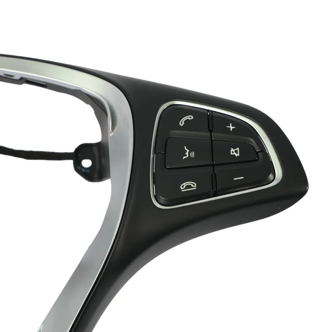 Przyciski Multifunkcji Kierownicy do Mercedes W176 W246 W447 o numerze A0999050700 Mercedes W176 W246 W447 Przyciski Multifunkcji Kierownicy - SKU A0999050700-3 - Numer Części A0999050700