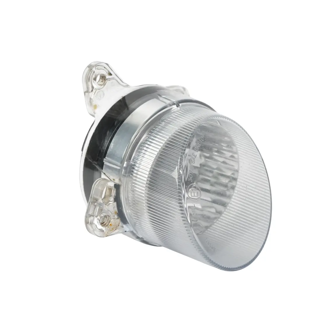Halogen Lampa Do Jazdy Dziennej Przód Lewo DRL do Mercedes W204 o numerze A0999060151 Mercedes W204 Halogen Lampa Do Jazdy Dziennej Przód Lewo DRL - SKU A0999060151 - Numer Części A0999060151