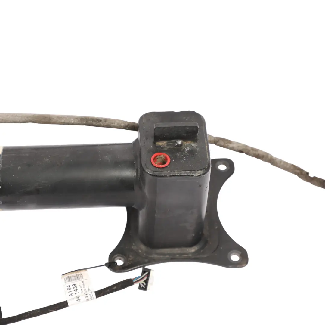 Towing Hitch Retractable Towbar Tow Bar Mechanism to Mercedes ML W164 with Part number A1643101395 Mercedes ML W164 Towing Hitch Retractable Towbar Tow Bar Mechanism - SKU A1643101395 - Part number A1643101395