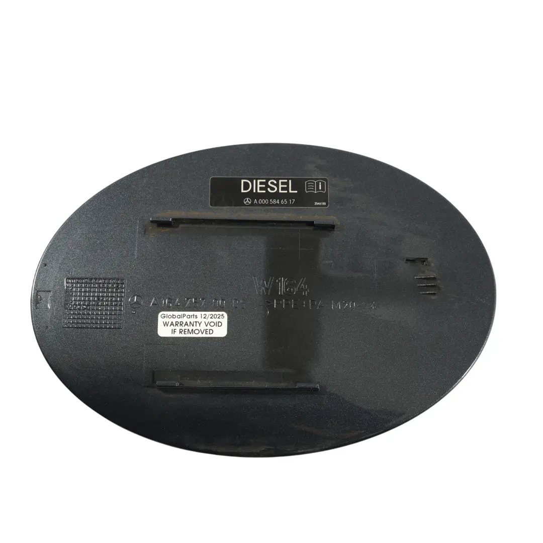 Mercedes ML W164 Couvercle Trappe Carburant Gris Ténorite - 755 A1647570006 - SKU A1647570006-TNG - Numéro de pièce A1647570006-TNG