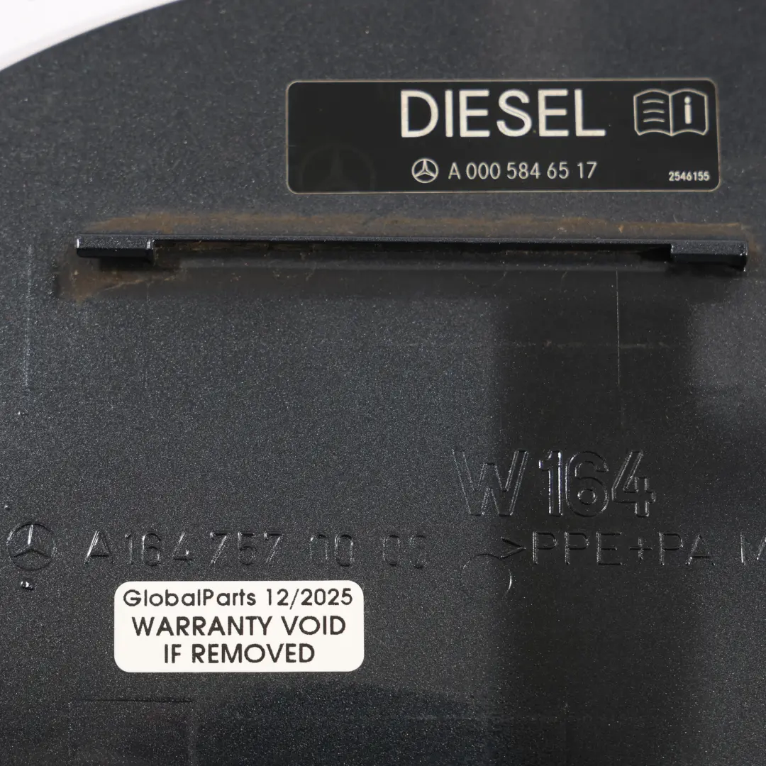 Tapa Tapón Depósito Combustible Gris Tenorita - 755 A1647570006 para Mercedes ML W164 con número de pieza A1647570006-TNG Mercedes ML W164 Tapa Tapón Depósito Combustible Gris Tenorita - 755 A1647570006 - SKU A1647570006-TNG - Número de pieza A1647570006-TNG