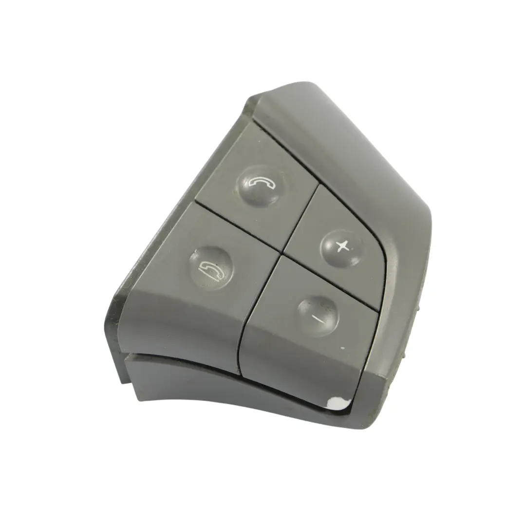 Mercedes W164 Volant Multifonctions Panneau Commutateur Droit - SKU A1648200010 - Numéro de pièce A1648200010