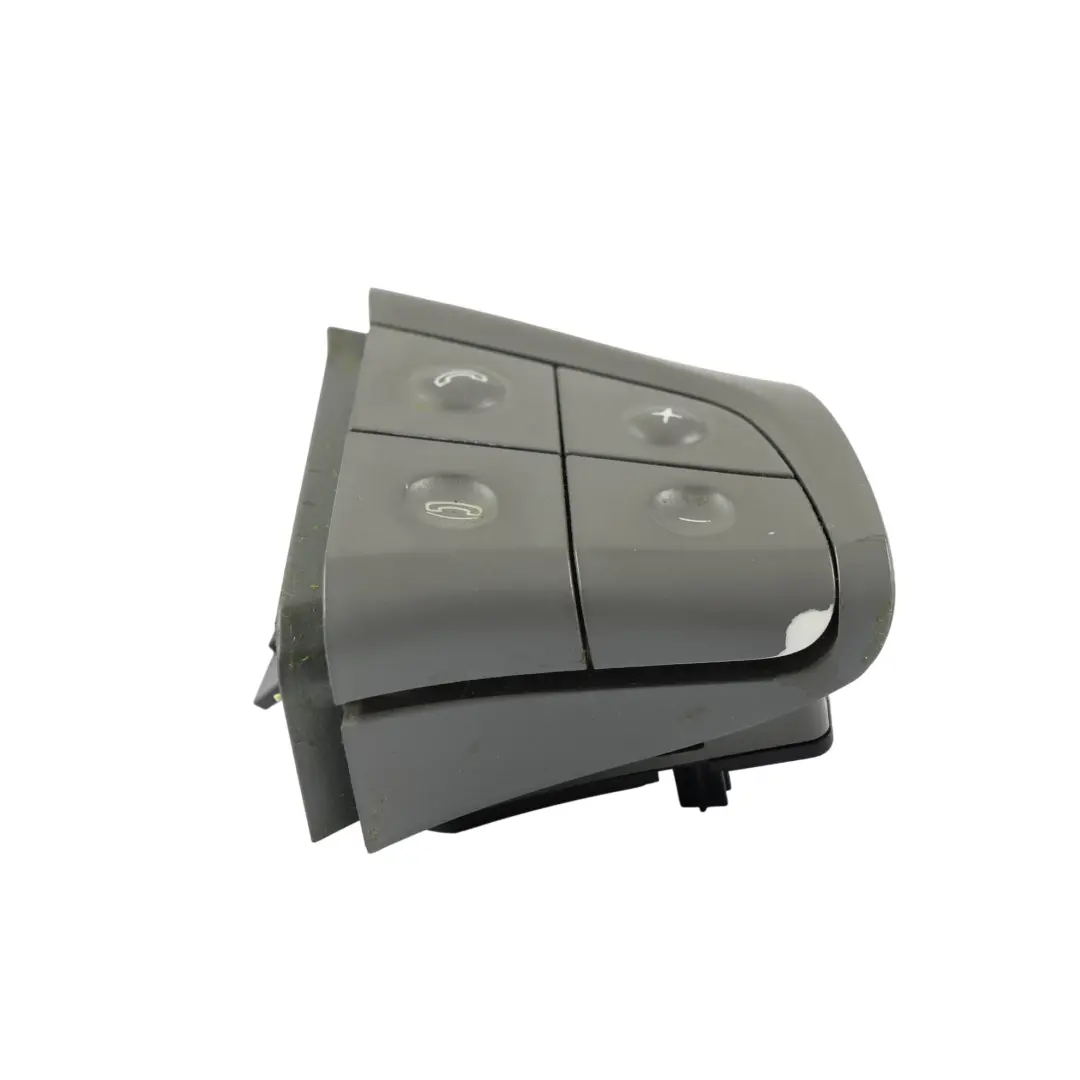 Pannello Interruttori Multifunzione Destro per Mercedes W164 Volante con numero di parte A1648200010 Mercedes W164 Volante Pannello Interruttori Multifunzione Destro - SKU A1648200010 - Numero di parte A1648200010