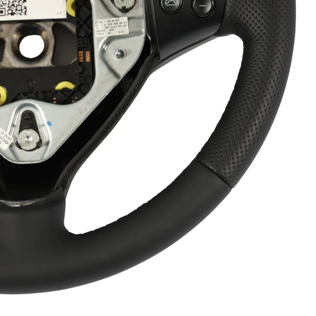 Mercedes W169 NEU Schwarz Leder Lenkrad Lederlenkrad mit schwarzen Fäden - SKU A1694600503-1 - Teilenummer A1694600503