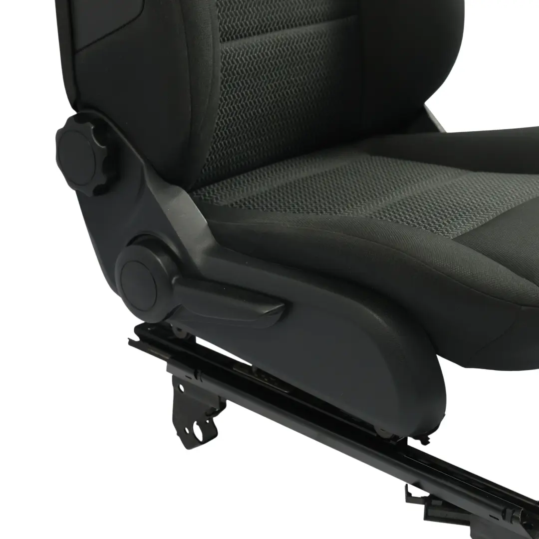 Mercedes W245 Fotel Materiałowy Czarny Antracyt Prawy Przód Przedni - SKU A1699101247-5 - Numer Części A1699101247