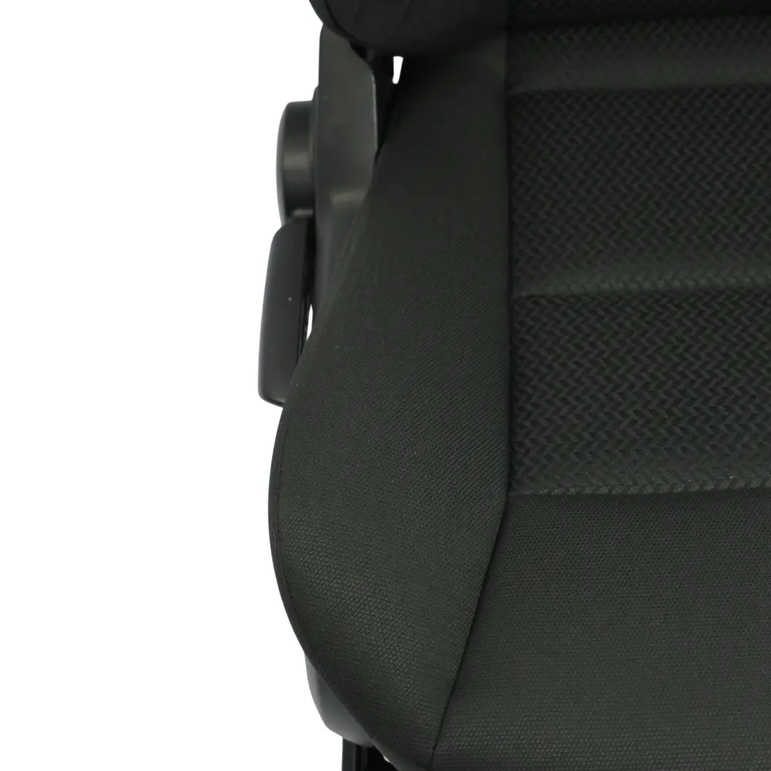 Sedili Anteriori In Tessuto Nero Antracite Destra per Mercedes W245 con numero di parte A1699101247 Mercedes W245 Sedili Anteriori In Tessuto Nero Antracite Destra - SKU A1699101247-5 - Numero di parte A1699101247