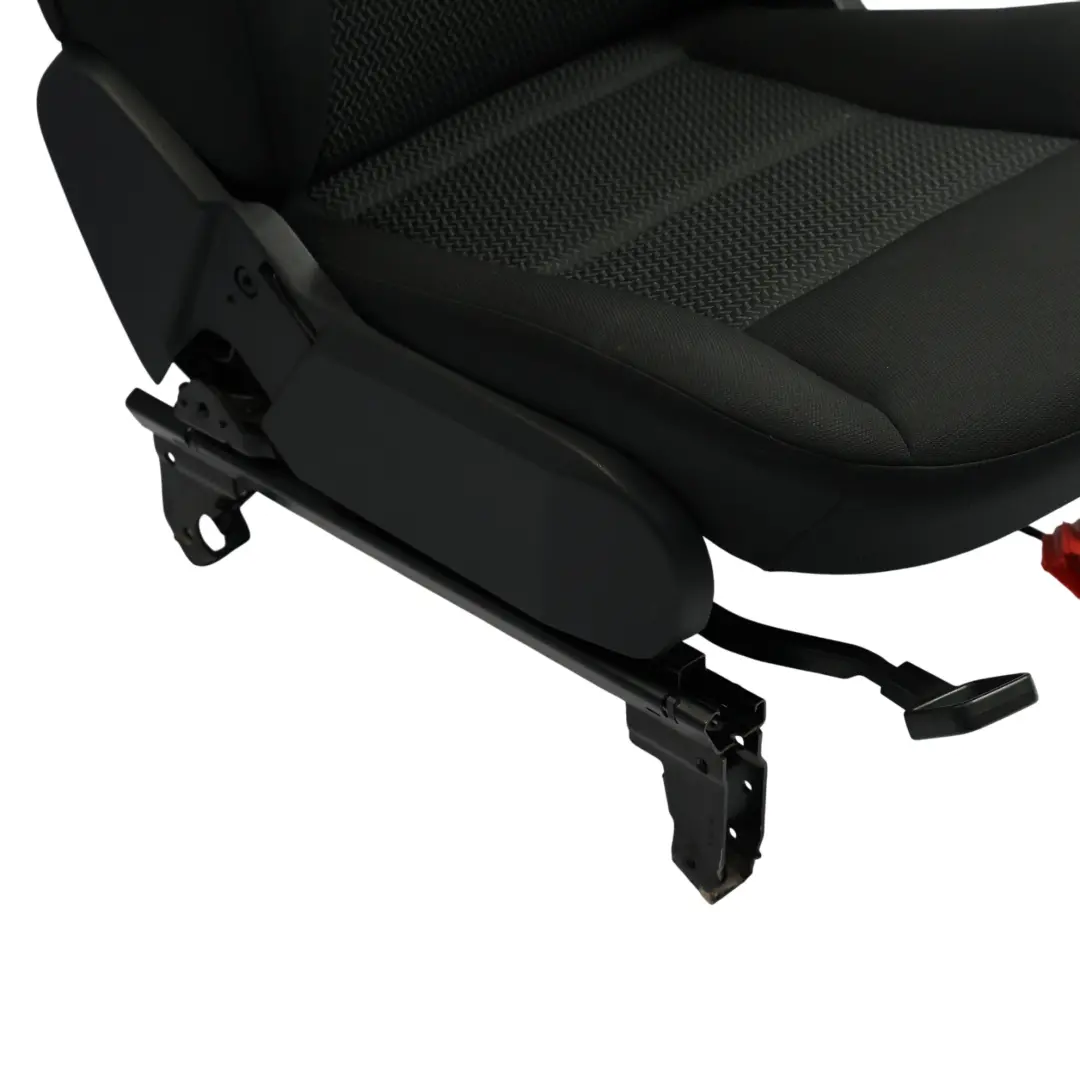 Siège Avant Gauche Intérieur En Tissu Noir Anthracite pour Mercedes W169 W245 à propos du numéro de pièce A16991013472 Mercedes W169 W245 Siège Avant Gauche Intérieur En Tissu Noir Anthracite - SKU A1699101347-3 - Numéro de pièce A16991013472