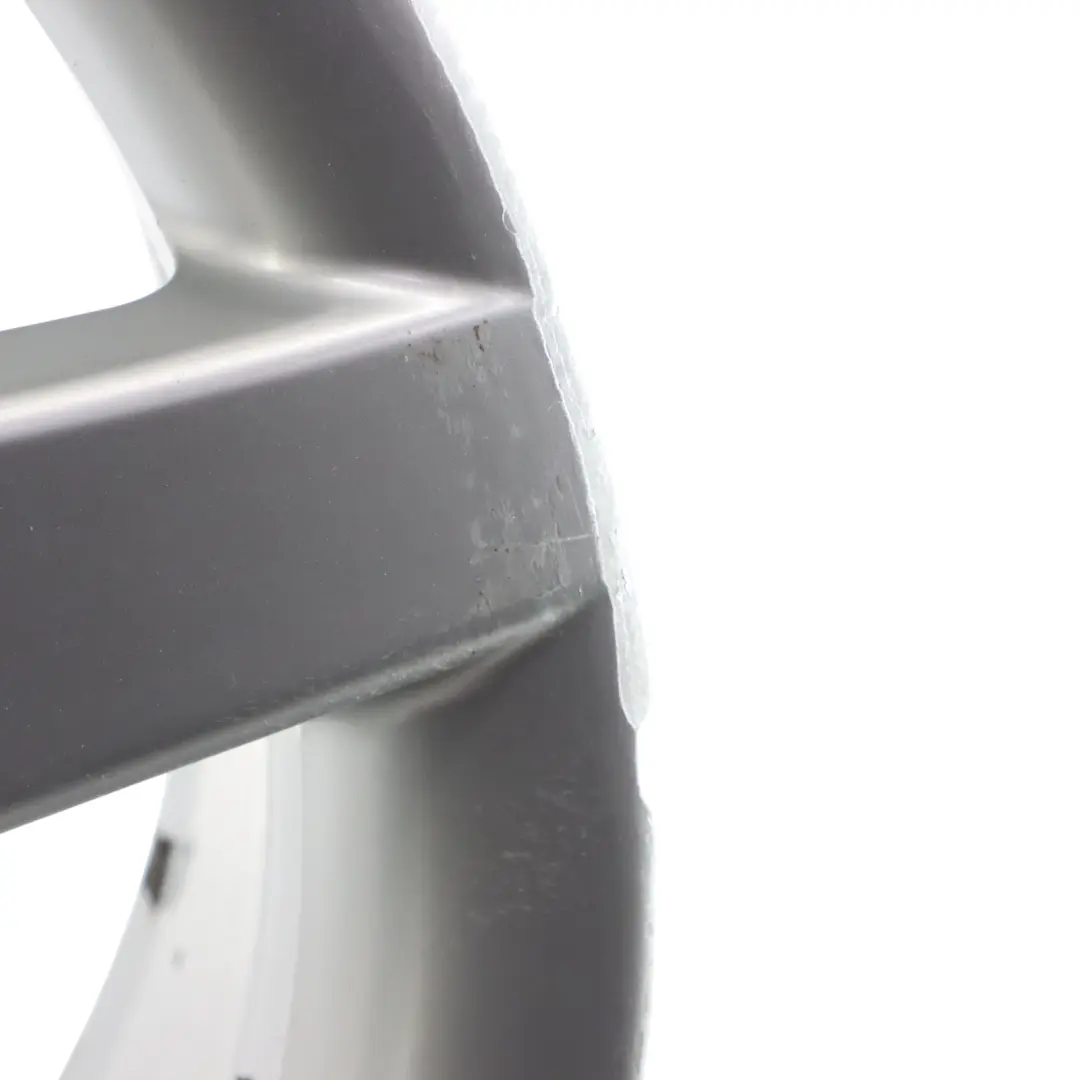 Felga Aluminiowa Tylna Srebrna 18" 8,5J ET:30 do Mercedes R171 C209 AMG o numerze A1714011702 Mercedes R171 C209 AMG Felga Aluminiowa Tylna Srebrna 18" 8,5J ET:30 - SKU A1714011702-1 - Numer Części A1714011702