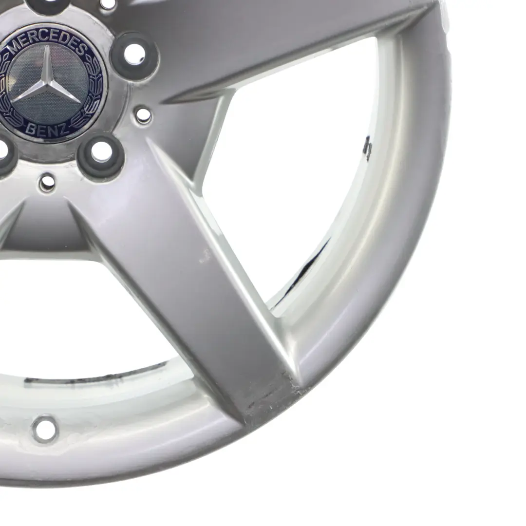 Jante arrière alliage argenté 18" 8,5J ET:30 pour Mercedes R171 C209 AMG à propos du numéro de pièce A1714011702 Mercedes R171 C209 AMG Jante arrière alliage argenté 18" 8,5J ET:30 - SKU A1714011702-1 - Numéro de pièce A1714011702