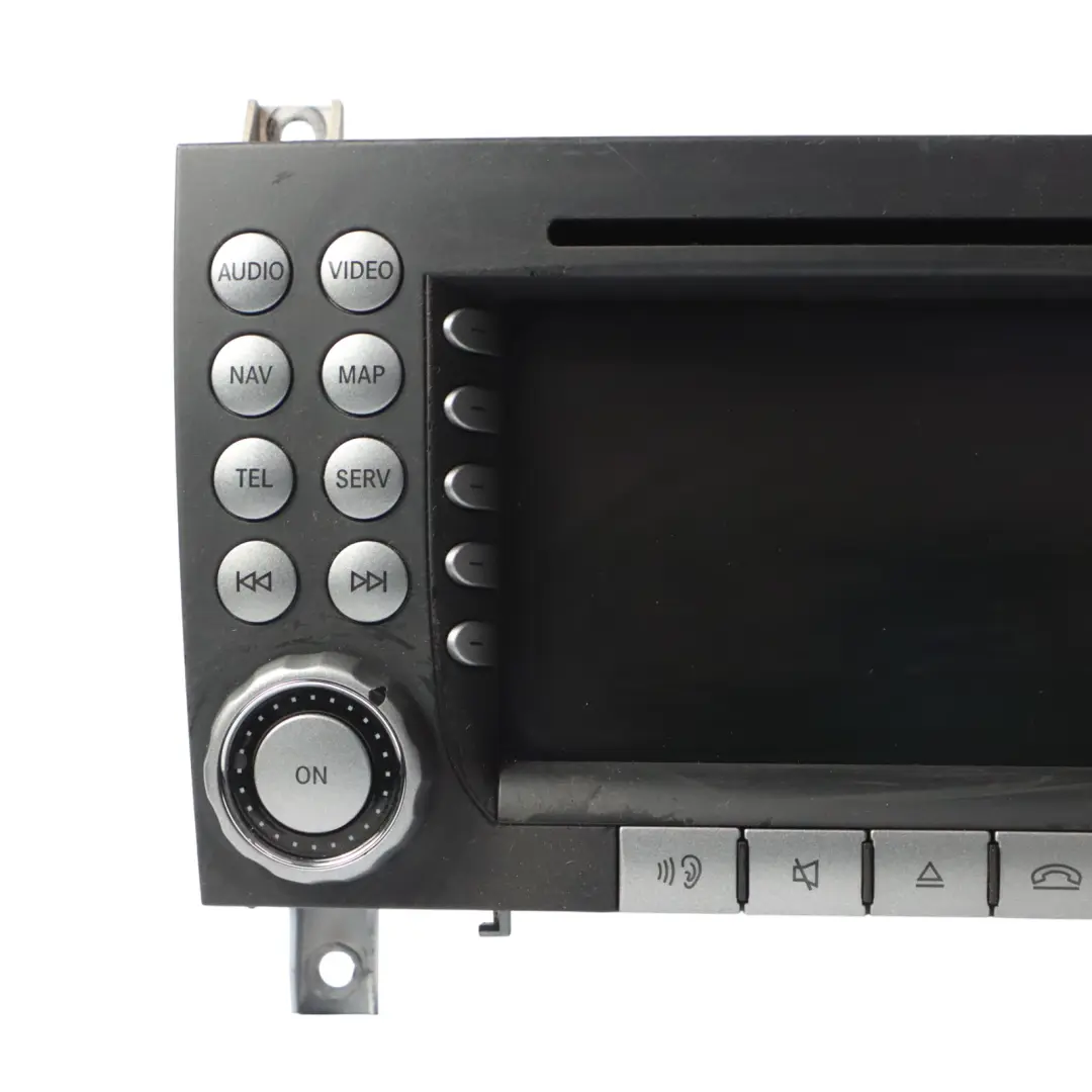 Navi Radio COMAND DVD APS Steuergerät für Mercedes SLK R171 mit Teilenummer A1718204289 Mercedes SLK R171 Navi Radio COMAND DVD APS Steuergerät - SKU A1718204289 - Teilenummer A1718204289