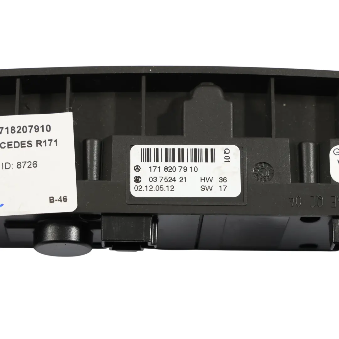 Consola Central Panel Interruptores PDC ESP Hazard para Mercedes SLK R171 con número de pieza A1718207910 Mercedes SLK R171 Consola Central Panel Interruptores PDC ESP Hazard - SKU A1718207910 - Número de pieza A1718207910