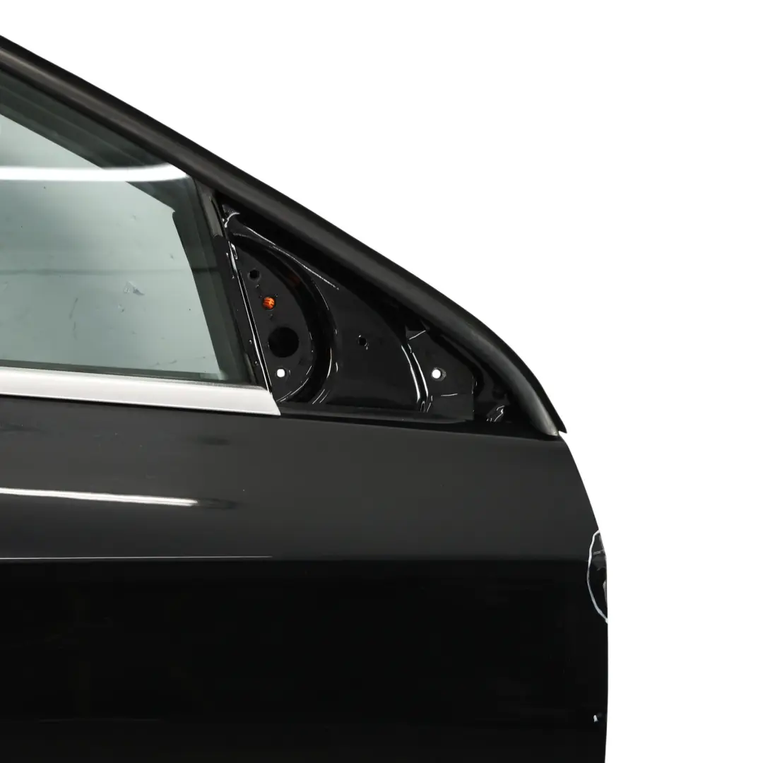 Mercedes W176 Drzwi Prawy Przód Kosmos Black Czarny Metalik - 191 - SKU A1767200205-KB - Numer Części A1767200205