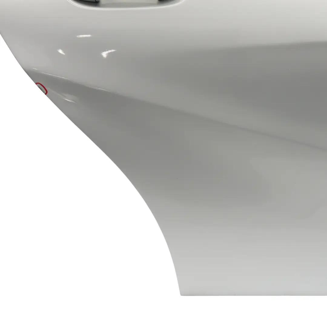 Drzwi Prawe Tylne Polar Silver Srebrny Metalik - 761 do Mercedes W176 o numerze A1767300205 Mercedes W176 Drzwi Prawe Tylne Polar Silver Srebrny Metalik - 761 - SKU A1767300205-PLS1 - Numer Części A1767300205