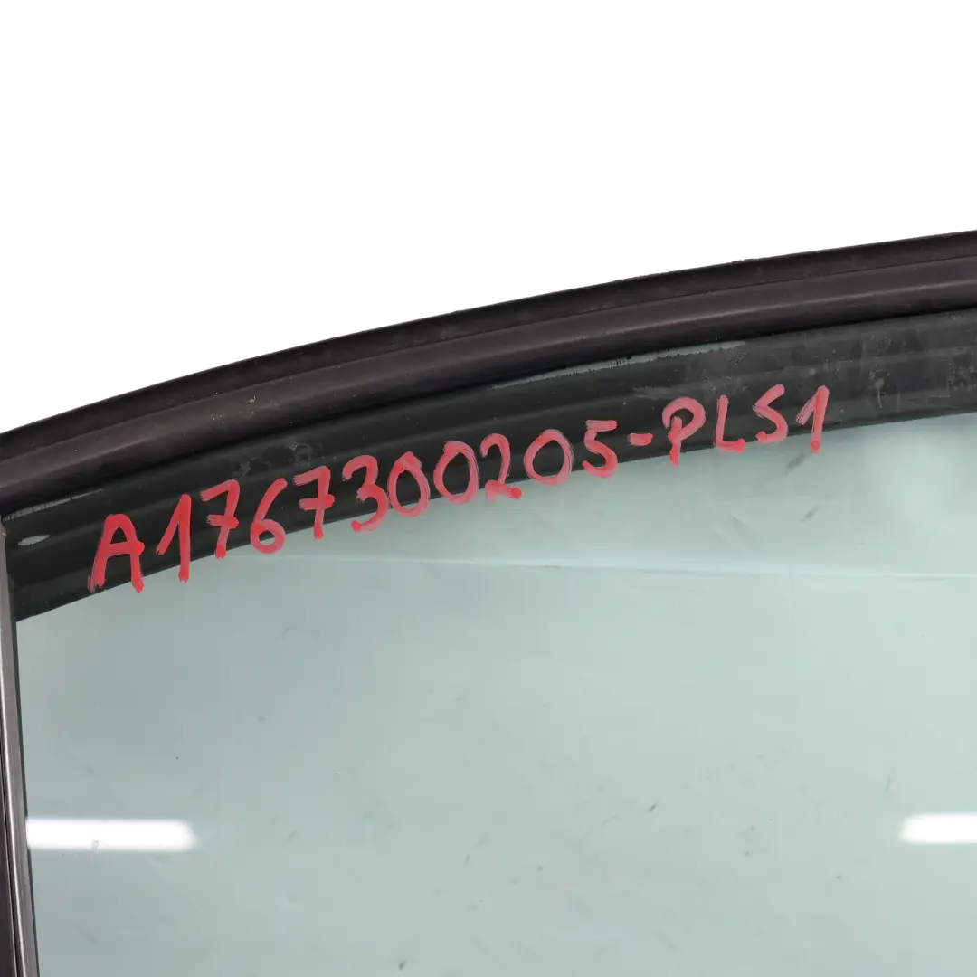 Arrière Droite Polar Silver Argent Métallisé - 761 pour Mercedes W176 Porte à propos du numéro de pièce A1767300205 Mercedes W176 Porte Arrière Droite Polar Silver Argent Métallisé - 761 - SKU A1767300205-PLS1 - Numéro de pièce A1767300205