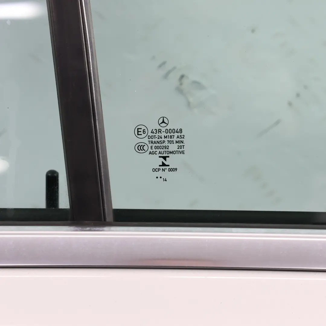 Mercedes W176 Porte Arrière Droite Polar Silver Argent Métallisé - 761 - SKU A1767300205-PLS1 - Numéro de pièce A1767300205