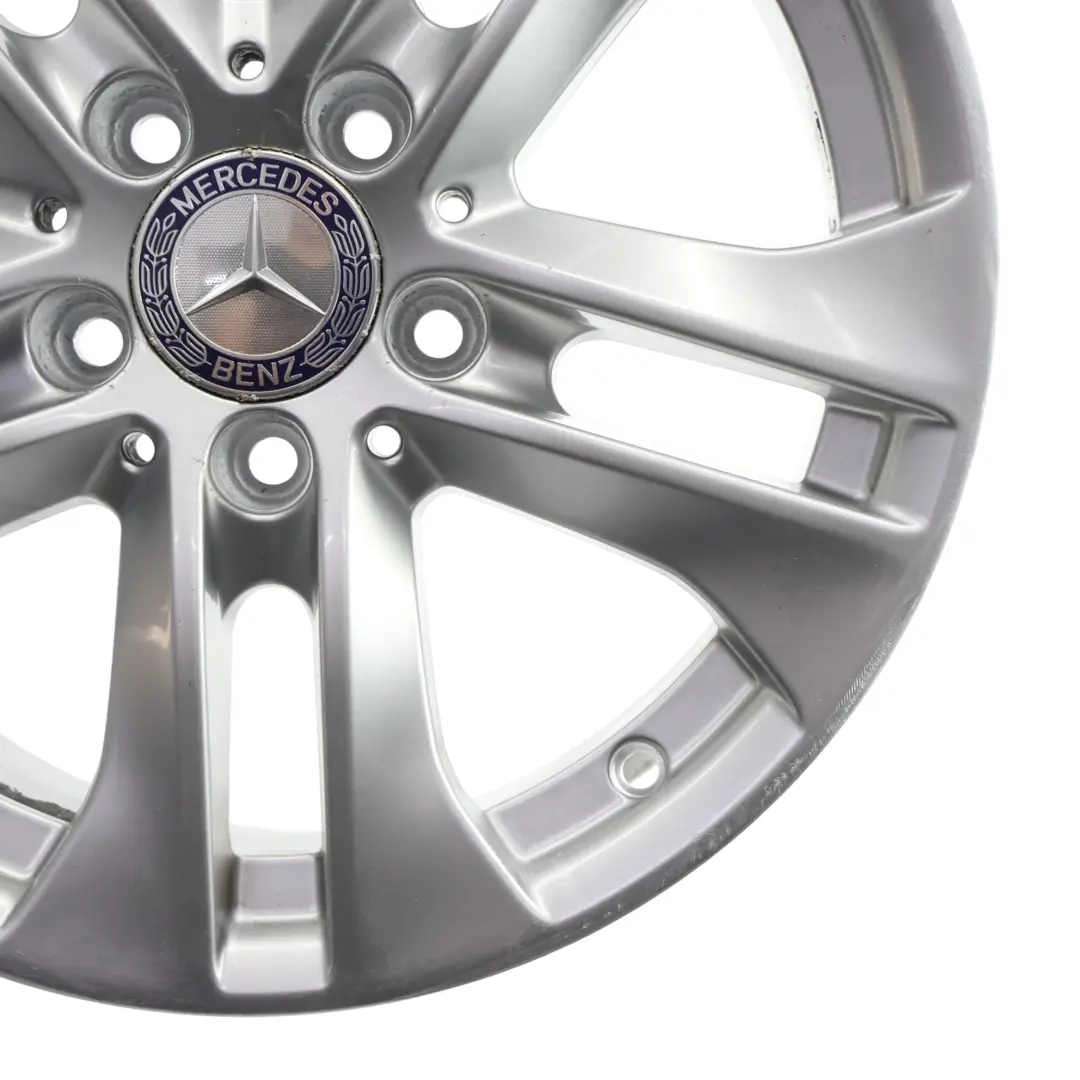 Felga aluminiowa Mercedes W204 16" ET:43 7J Double Spoke do o numerze A2044017202 Felga aluminiowa Mercedes W204 16" ET:43 7J Double Spoke - SKU A2044017202-2 - Numer Części A2044017202