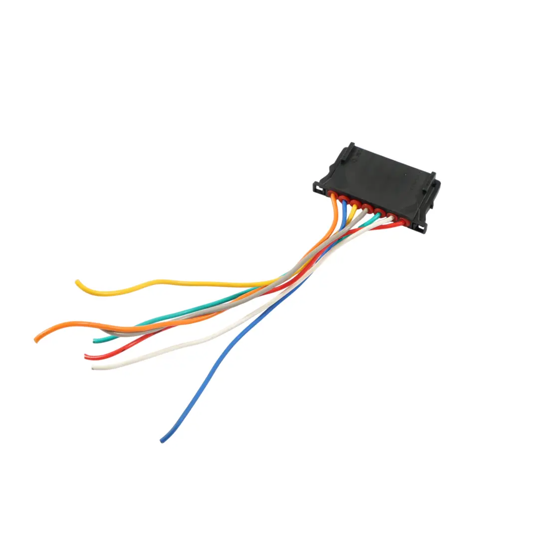 Luz Trasera Panel Lateral Cableado Izquierdo para Mercedes W204 con número de pieza A2048202964 Mercedes W204 Luz Trasera Panel Lateral Cableado Izquierdo - SKU A2048202964-3 - Número de pieza A2048202964