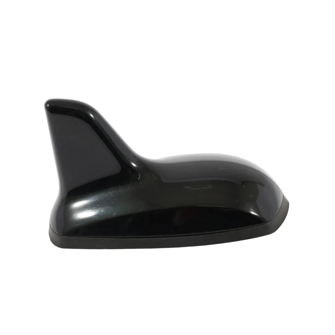 Mercedes W204 Antena Dachowa Płetwa Rekina Czarna - 197 A2048202375 - SKU A2048205675-OB - Numer Części A2048205675