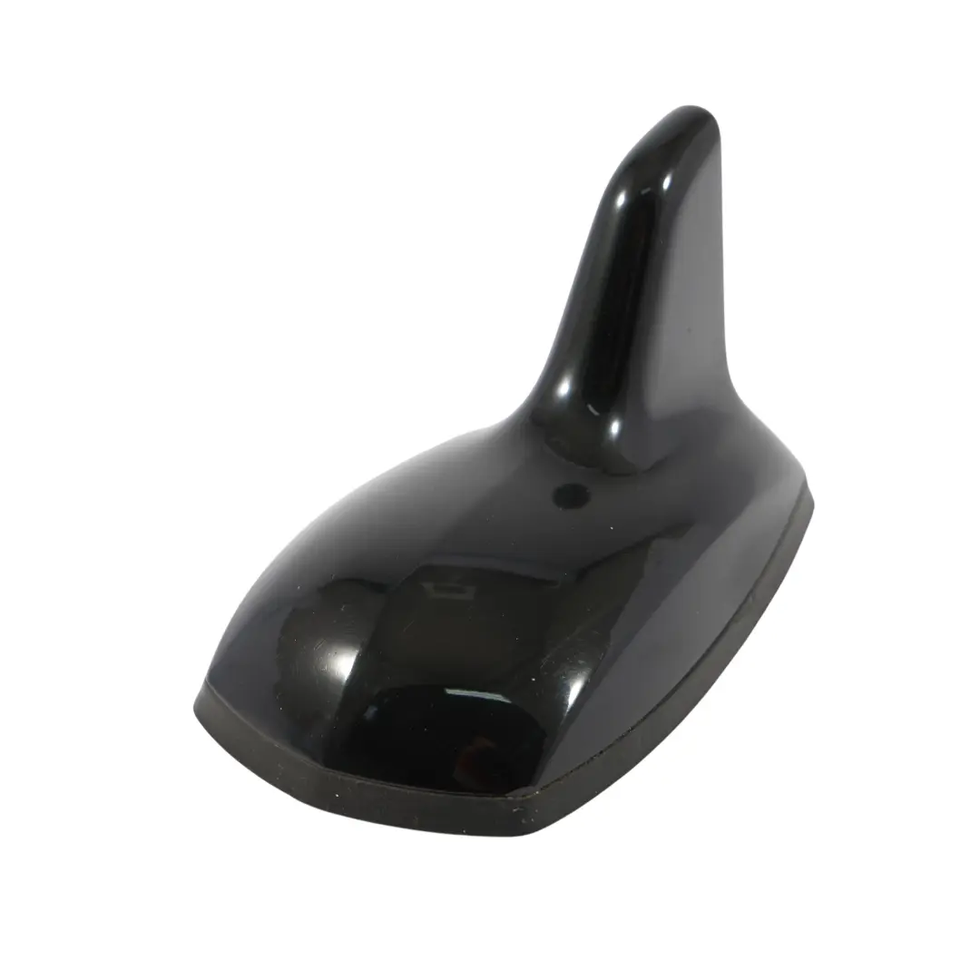 Roof Aerial Shark Fin Antenna Obsidian Black - 197 to Mercedes W204 with Part number A2048205675 Mercedes W204 Roof Aerial Shark Fin Antenna Obsidian Black - 197 - SKU A2048205675-OB - Part number A2048205675