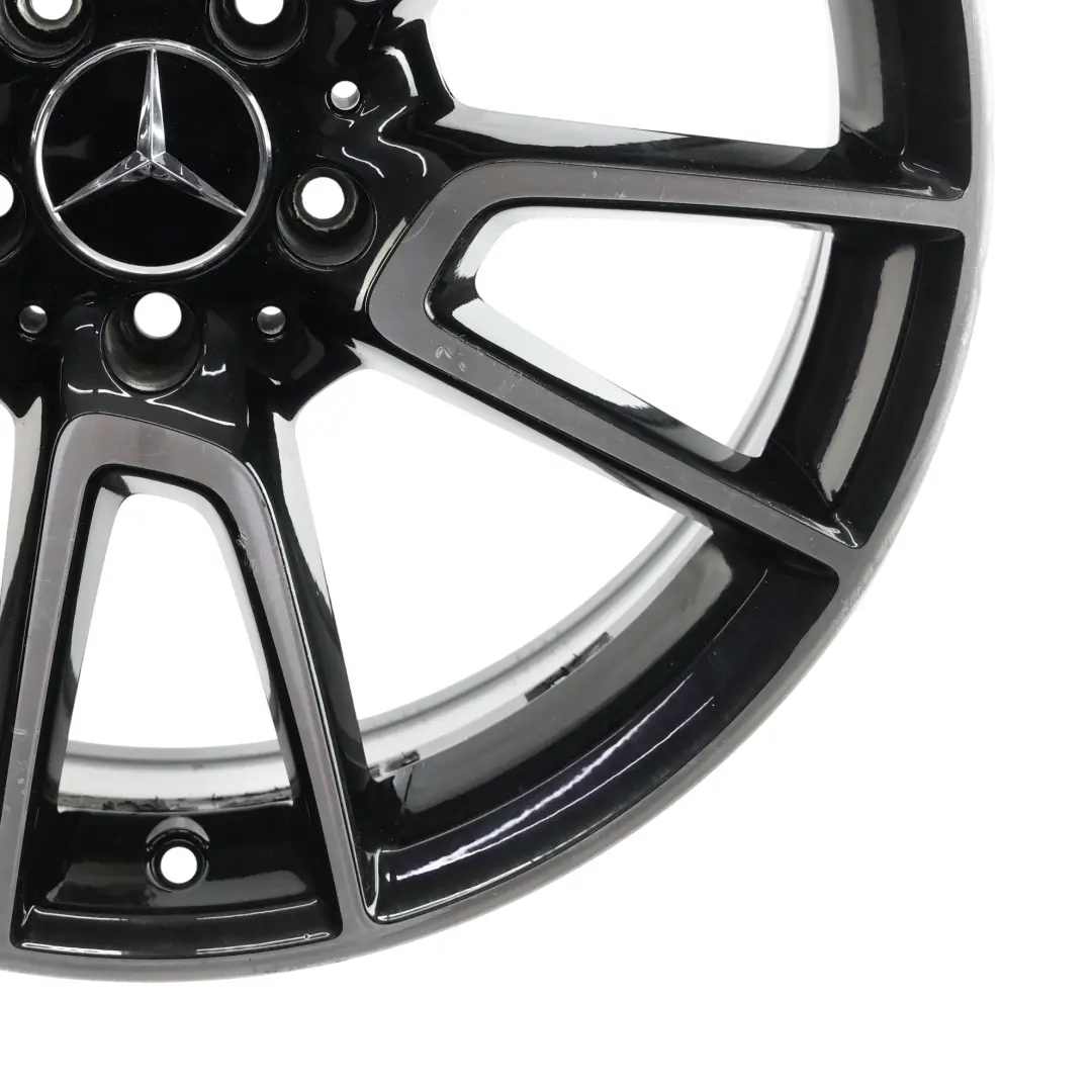 Cerchio Anteriore In Lega 19" 7.5J ET:33 per Mercedes W205 AMG con numero di parte A2054014900 Mercedes W205 AMG Cerchio Anteriore In Lega 19" 7.5J ET:33 - SKU A2054014900-1 - Numero di parte A2054014900