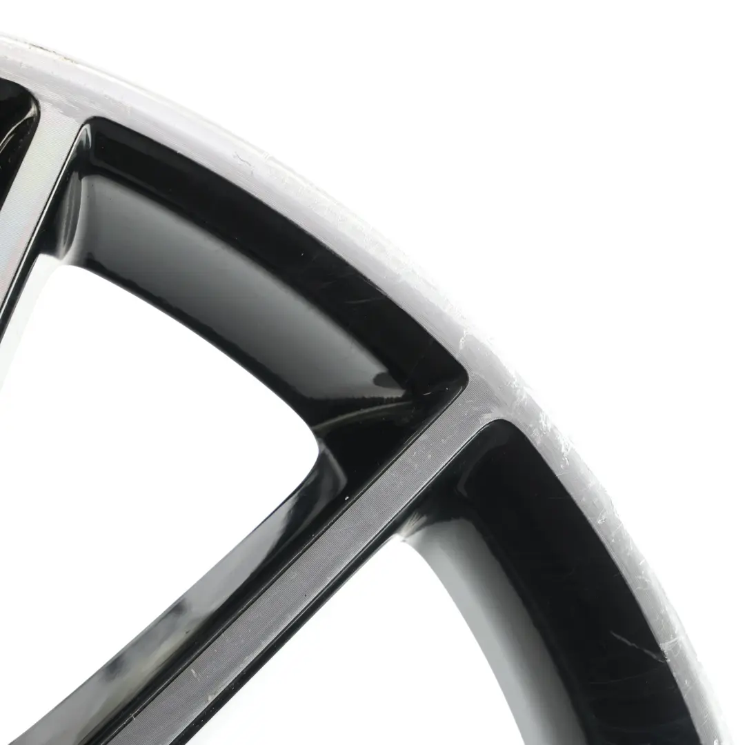 Vorderrad Felge Alufelge 19" 7.5J ET:33 für Mercedes W205 AMG mit Teilenummer A2054014900 Mercedes W205 AMG Vorderrad Felge Alufelge 19" 7.5J ET:33 - SKU A2054014900-1 - Teilenummer A2054014900