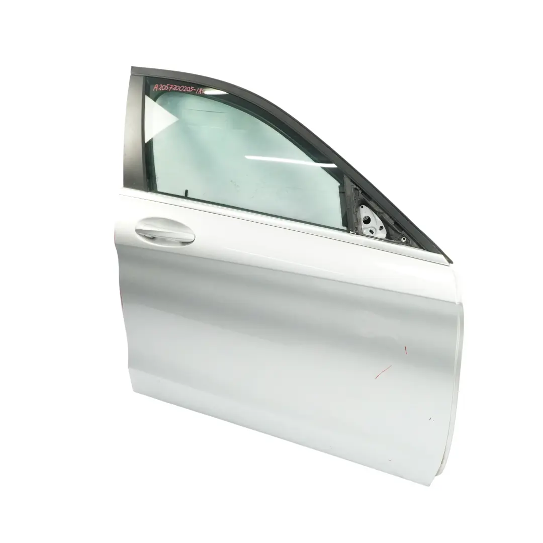 Drzwi Prawe Przednie Iridium Silver Srebrny Metalik - 775 do Mercedes W205 o numerze A2057200205 Mercedes W205 Drzwi Prawe Przednie Iridium Silver Srebrny Metalik - 775 - SKU A2057200205-IRS - Numer Części A2057200205