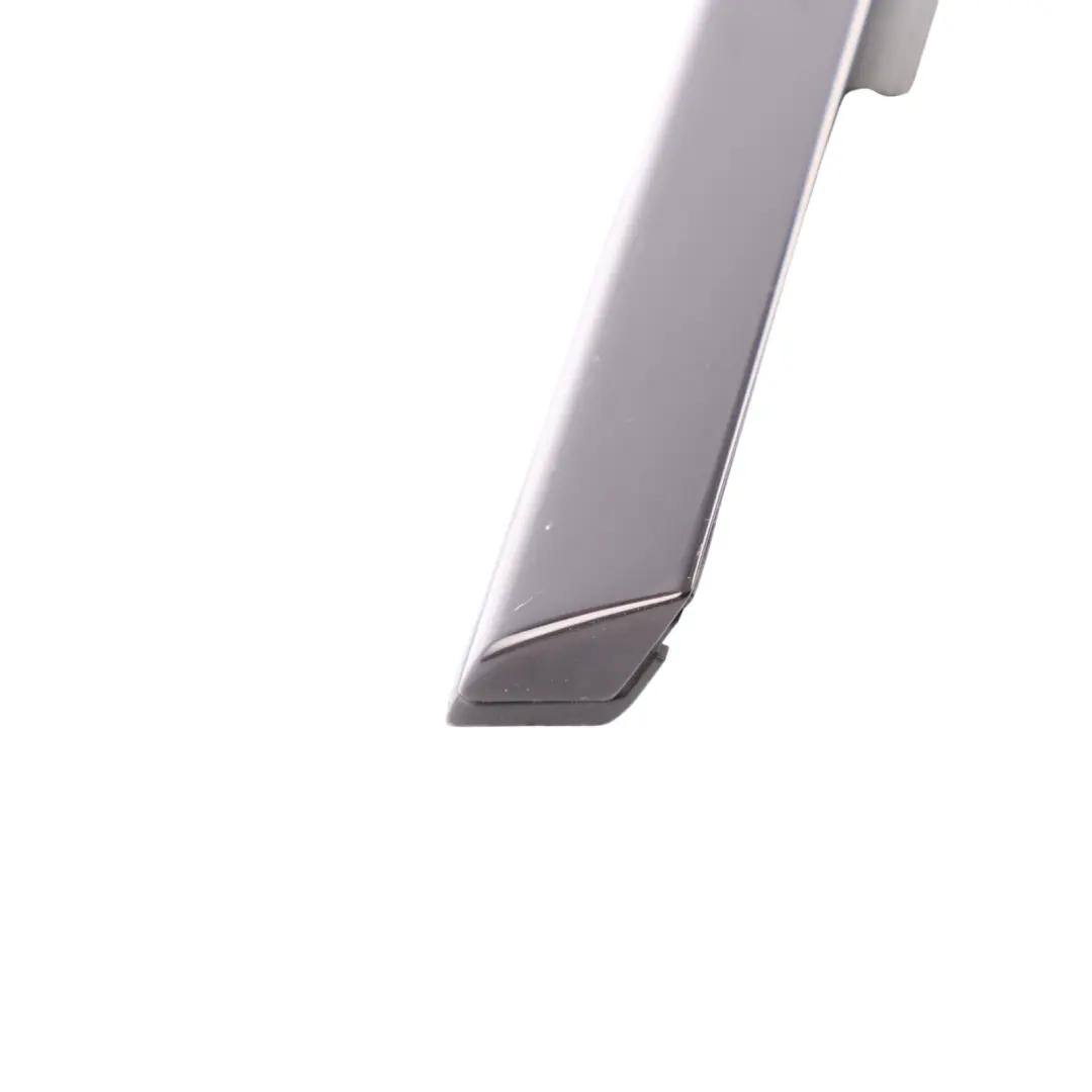 Baguette Étanchéité Vitre Porte Avant Droite pour Mercedes W205 à propos du numéro de pièce A2057204610 Mercedes W205 Baguette Étanchéité Vitre Porte Avant Droite - SKU A2057204610 - Numéro de pièce A2057204610