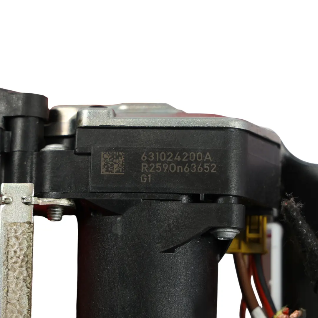 Ceinture De Sécurité Supérieure Avant Droite pour Mercedes W205 à propos du numéro de pièce A2058606400 Mercedes W205 Ceinture De Sécurité Supérieure Avant Droite - SKU A2058606400-1 - Numéro de pièce A2058606400