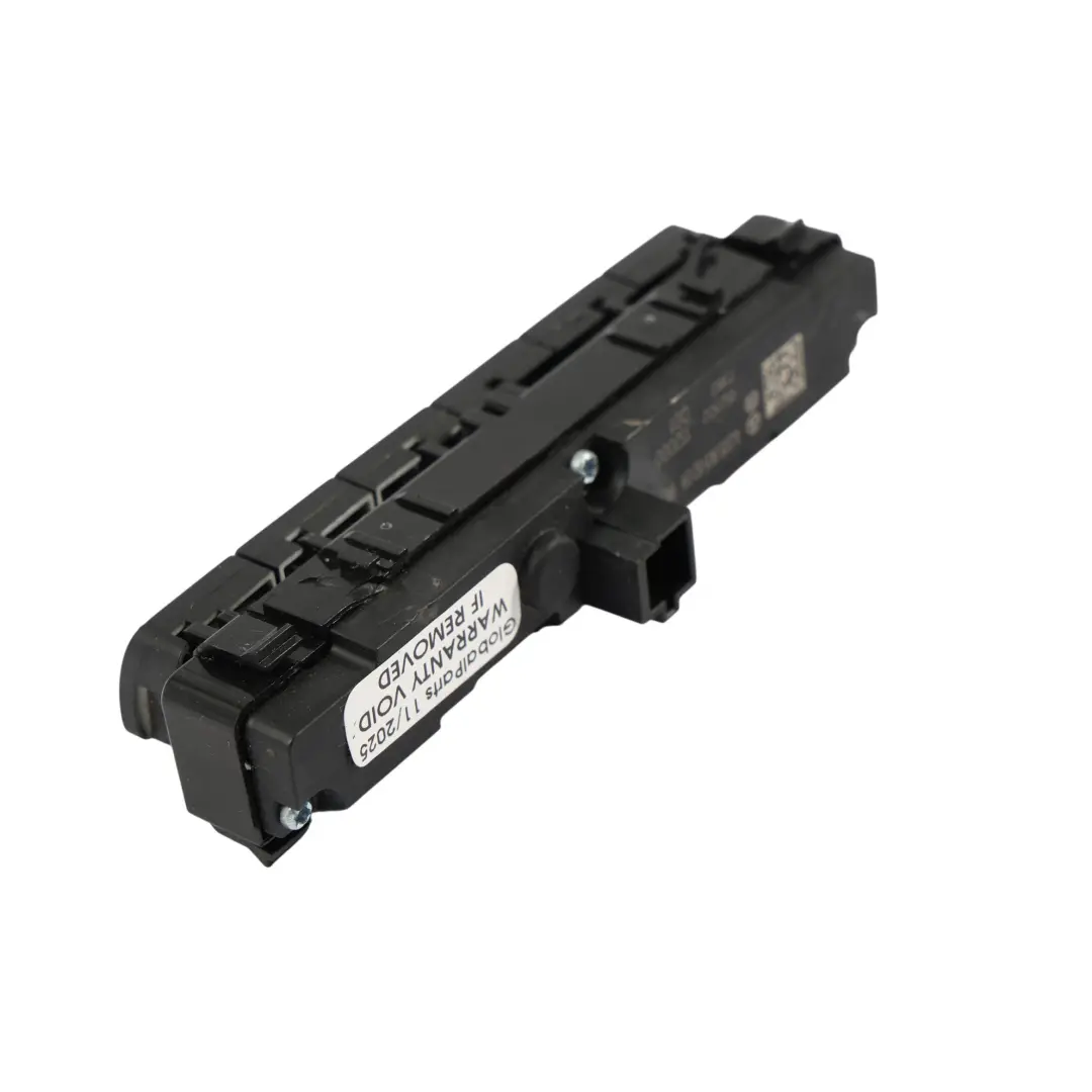 Cruscotto PDC Comfort Drive Assist per Mercedes W205 C253 con numero di parte A2059058209 Mercedes W205 C253 Cruscotto PDC Comfort Drive Assist - SKU A2059058209 - Numero di parte A2059058209