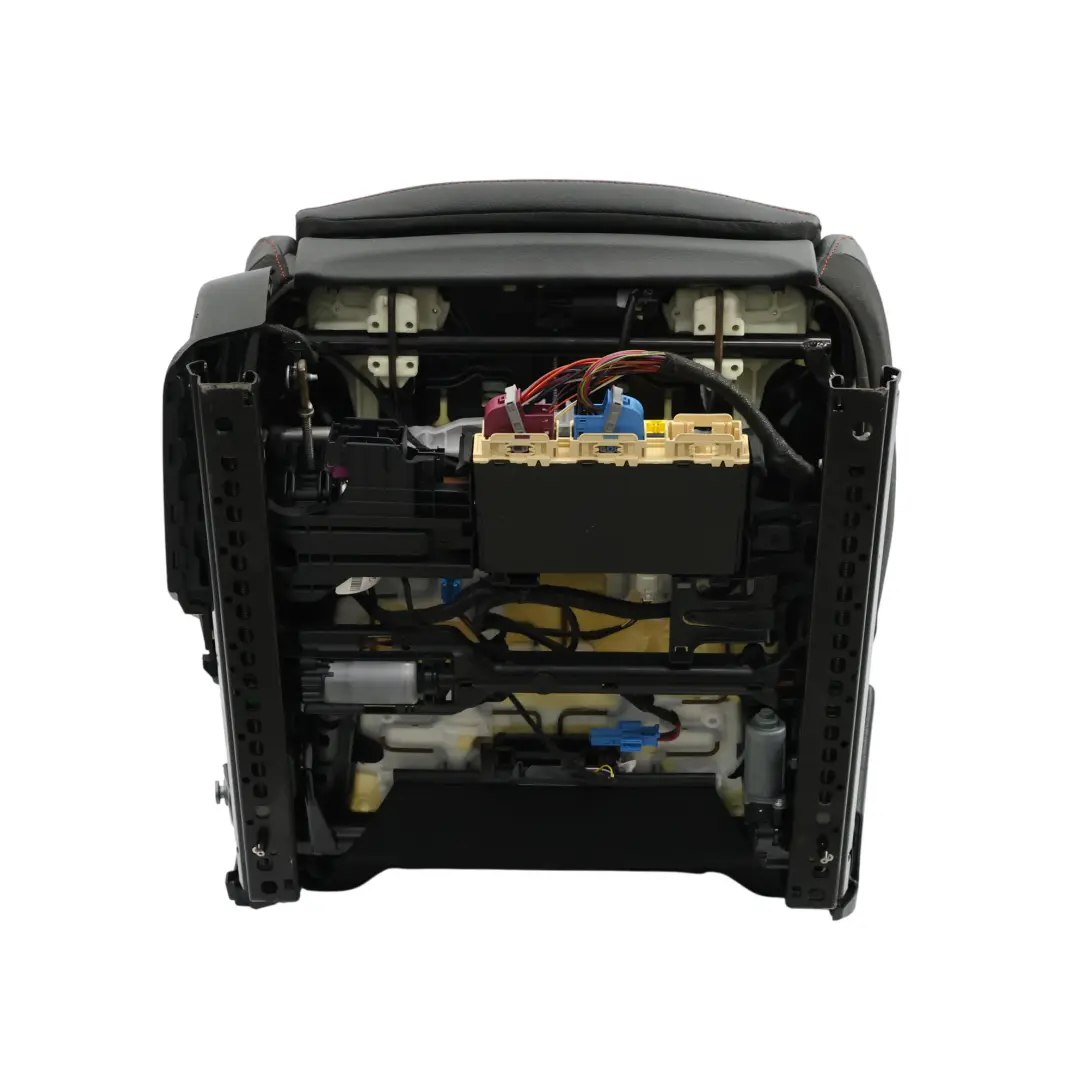 Fotel Przedni Grzany Z Pamięcią Skóra Alcantara Czarny Prawy do Mercedes W205 o numerze A2059109712 Mercedes W205 Fotel Przedni Grzany Z Pamięcią Skóra Alcantara Czarny Prawy - SKU A2059109712-1 - Numer Części A2059109712