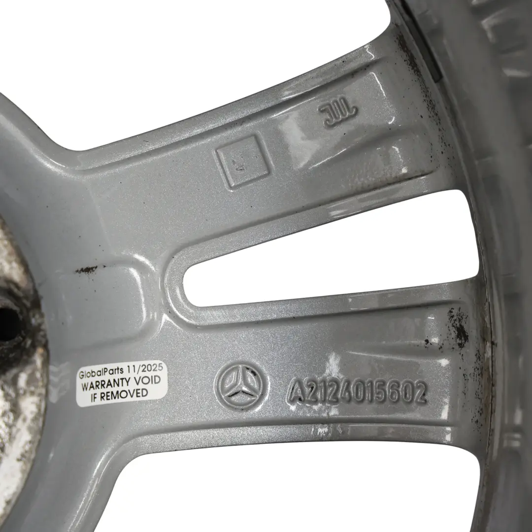 Jante Alliage 17" ET:48 8J 5 Double Rayon pour Mercedes W212 à propos du numéro de pièce A2124015602 Mercedes W212 Jante Alliage 17" ET:48 8J 5 Double Rayon - SKU A2124015602-2 - Numéro de pièce A2124015602