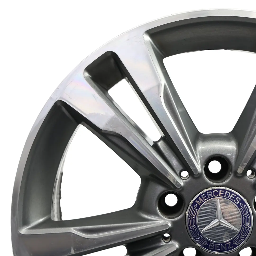 Jante Alliage 17" ET:48 8J 5 Double Rayon pour Mercedes W212 à propos du numéro de pièce A2124015602 Mercedes W212 Jante Alliage 17" ET:48 8J 5 Double Rayon - SKU A2124015602-2 - Numéro de pièce A2124015602