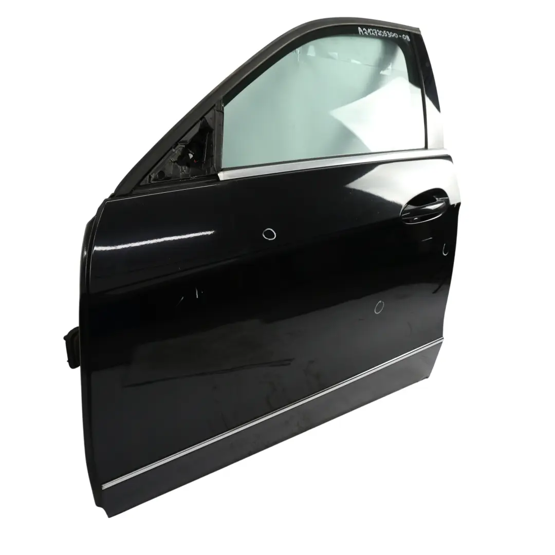 Drzwi Lewe Przednie Obsidian Black Czarny Metalik - 197 do Mercedes W212 o numerze A2127205300 Mercedes W212 Drzwi Lewe Przednie Obsidian Black Czarny Metalik - 197 - SKU A2127205300-OB - Numer Części A2127205300
