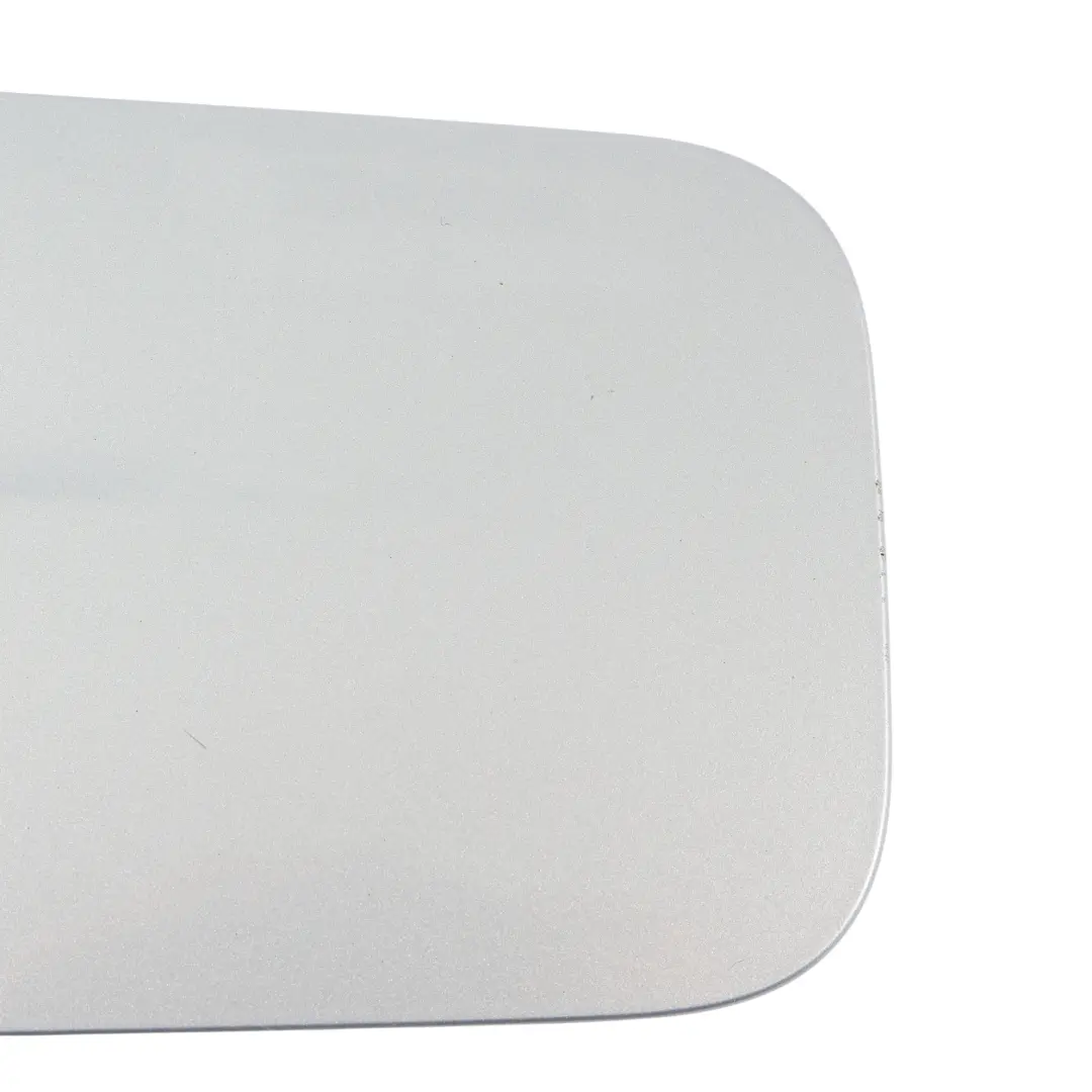 Mercedes W212 Tapa Depósito Combustible Flap Tapa Diamond Plata 988 - SKU A2127570006-DSI - Número de pieza A2127570006