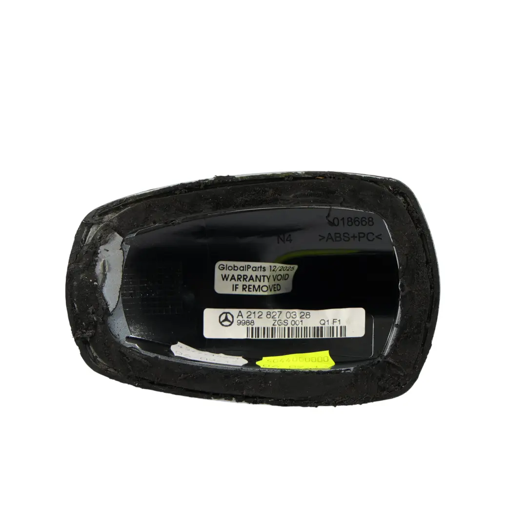 Antena Dachowa Srebrna do Mercedes W212 o numerze A2128270328 Mercedes W212 Antena Dachowa Srebrna - SKU A2128270328-DSI - Numer Części A2128270328