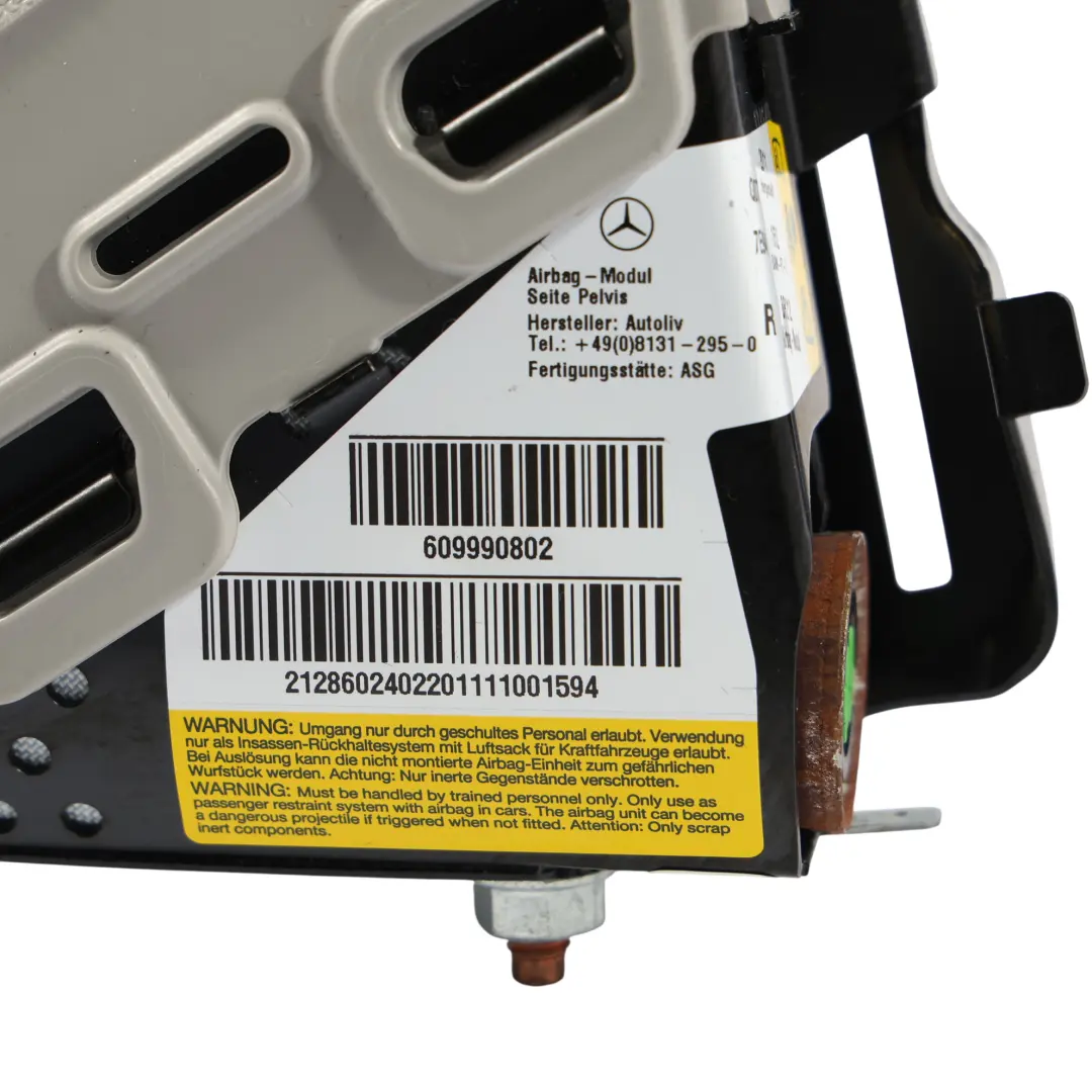 Module De Climatisation Siège Avant Droit Gris Alpaga pour Mercedes W212 à propos du numéro de pièce A2128602402 Mercedes W212 Module De Climatisation Siège Avant Droit Gris Alpaga - SKU A2128602402-2 - Numéro de pièce A2128602402