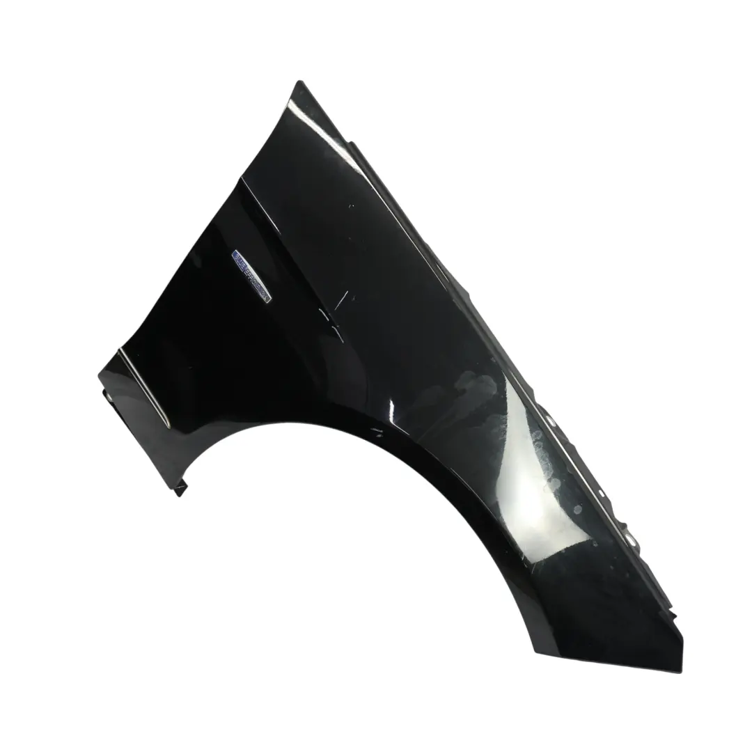 Panneau Latéral Aile Avant Droite Obsidian Black Noir - 197 pour Mercedes W212 à propos du numéro de pièce A2128801218 Mercedes W212 Panneau Latéral Aile Avant Droite Obsidian Black Noir - 197 - SKU A2128801218-OB - Numéro de pièce A2128801218